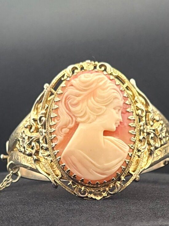 Whiting & Davis Jewelry - Vintage Signed Whiting & Davis Large Cameo Hinged Cuff Bracelet Good Condition